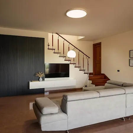 Villa Sammit Michelica