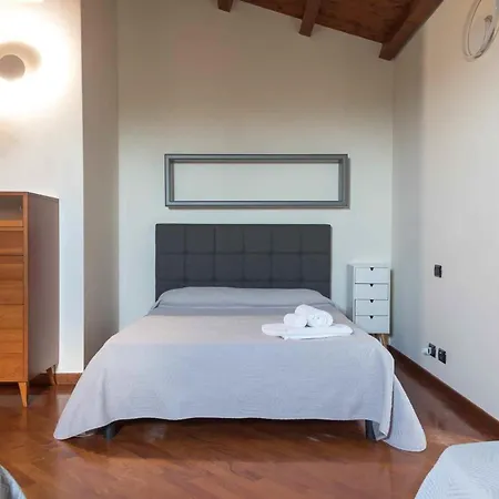 Sammit Villa