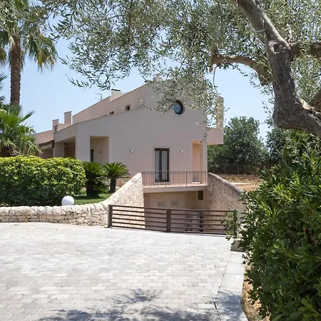 Sammit 빌라 모디카