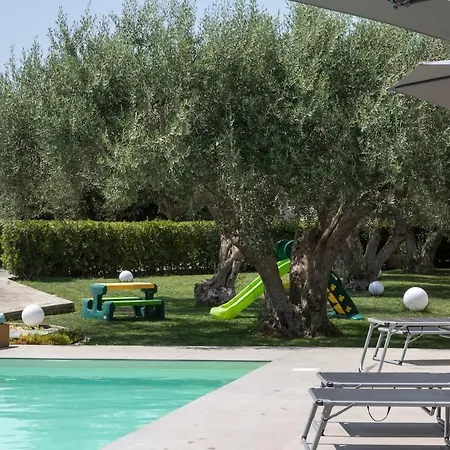 Sammit Willa Michelica