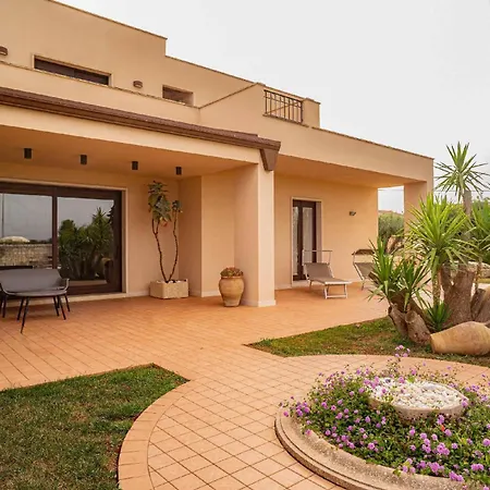 Villa Sammit