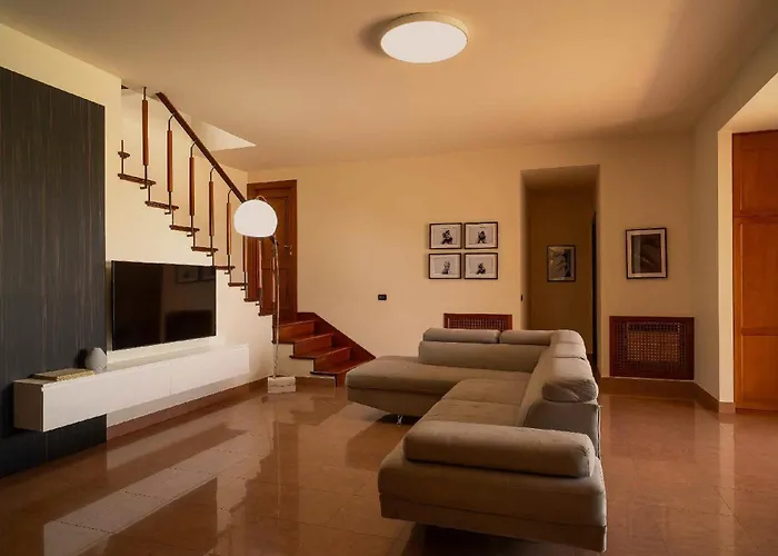 Sammit Villa Modica